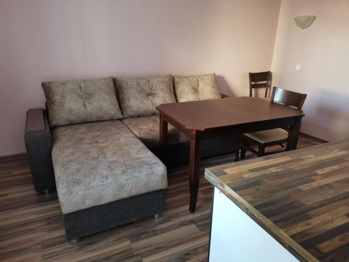 Guest Rooms Mihaylovi Pavel Banya Dış mekan fotoğraf