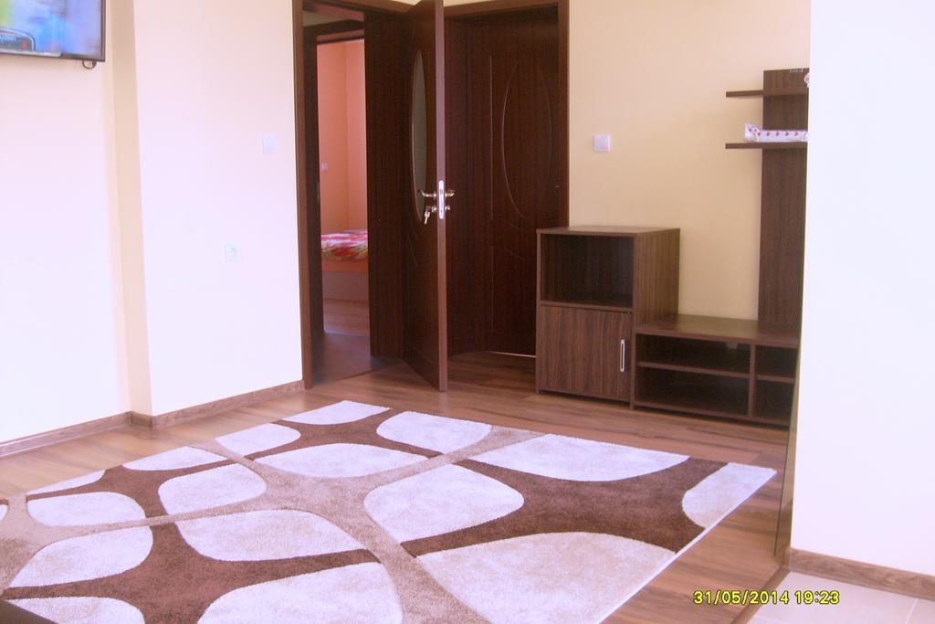 Guest Rooms Mihaylovi Pavel Banya Oda fotoğraf